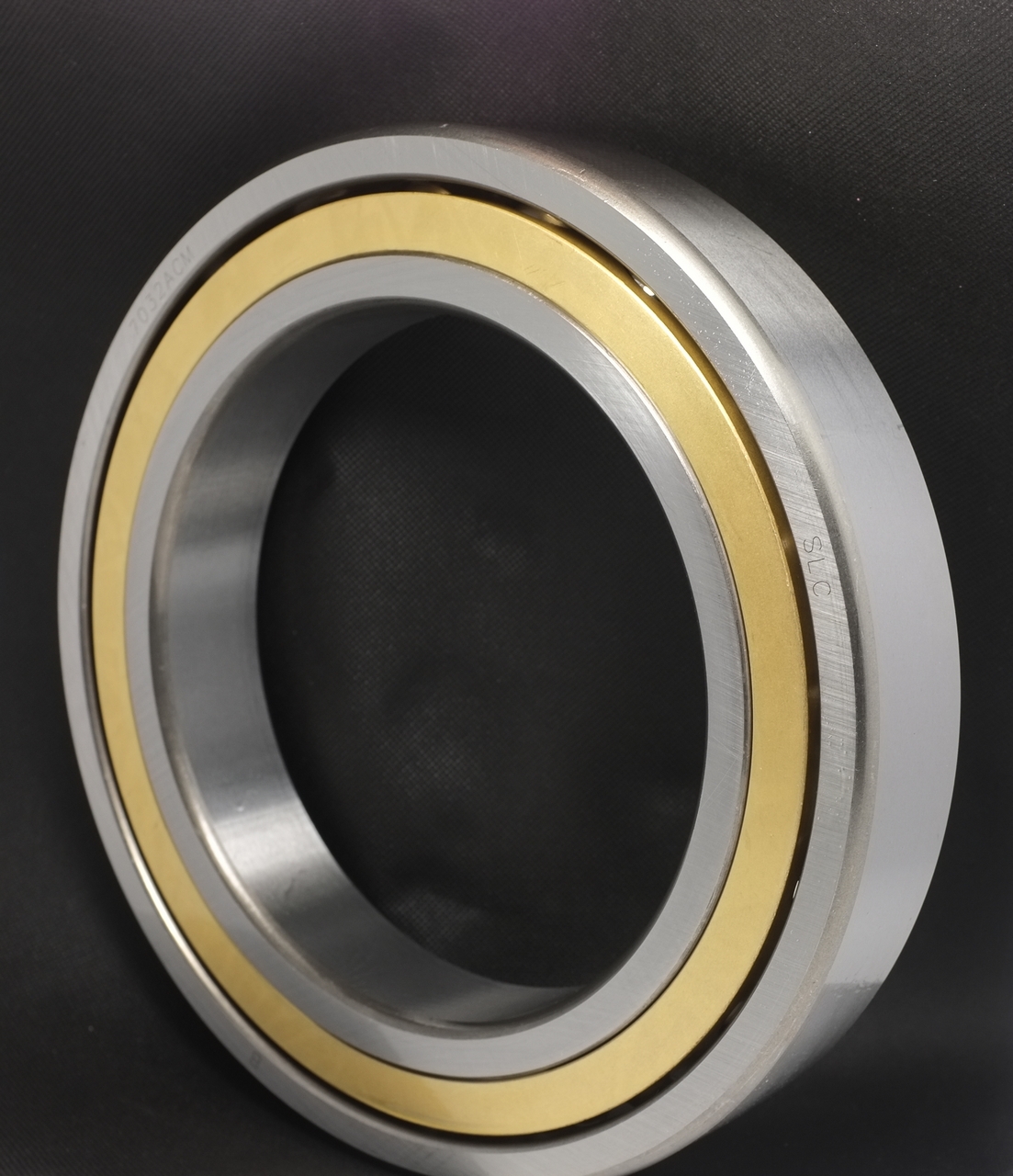 7032ACM/P4軸承，單列角接觸球軸承