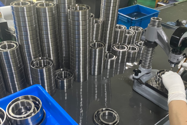 如何延長車床主軸軸承壽命